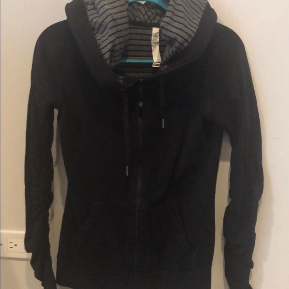 Lululemon zip up hoodie